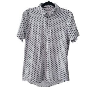 International Report Size S 4-Way Stretch Skull Print Button Up Shirt‎ White